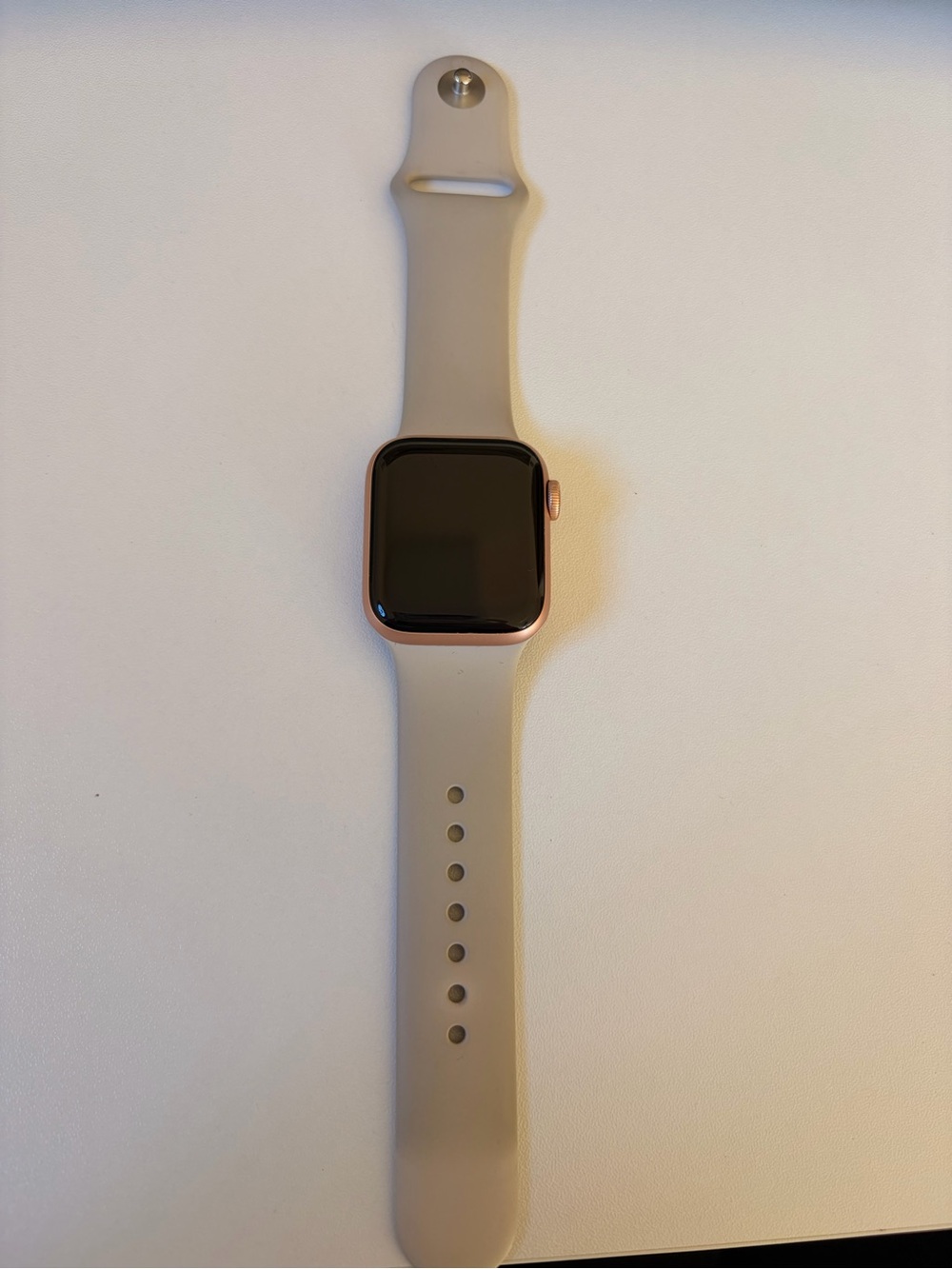 Apple Watch Rose Gold Case with Light Gray Band